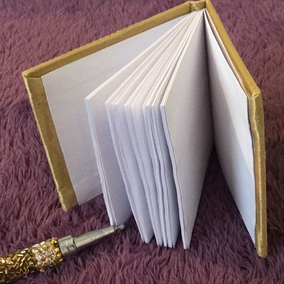 New Initial Book & Matching Ink Pen Set - Picture 7 of 11